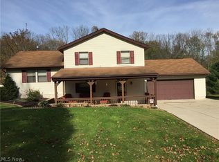 8027 State Route 305, Garrettsville, OH