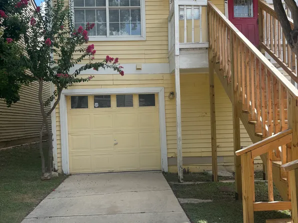 1823 Garys Park, San Antonio, TX 78247