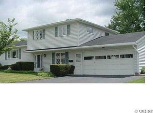 321 Heberle Rd, Rochester, NY 14609