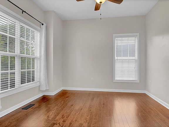5th image of 1010 Meridian Dr