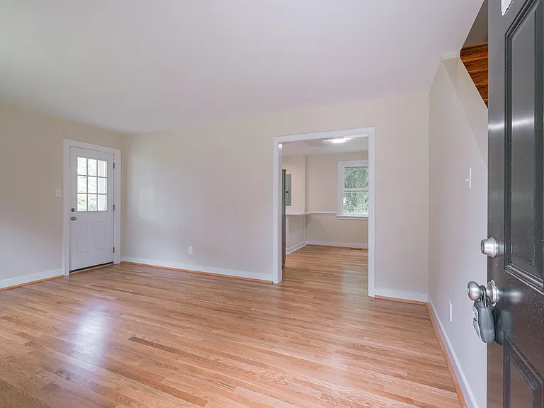 1315 Santa Rosa Rd — Photo 5
