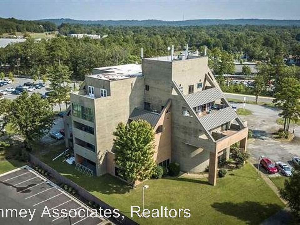 1st image of 600 Pine Forest Dr Suite 3A
