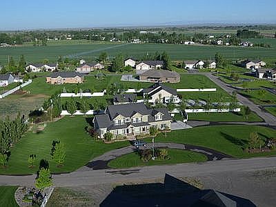 1st image of 1251 Crescent Dr