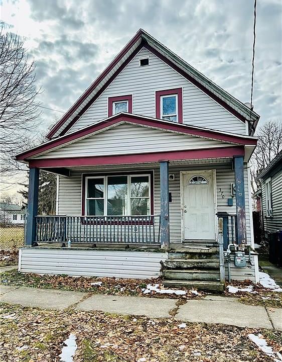 1st image of 370 Sherman St