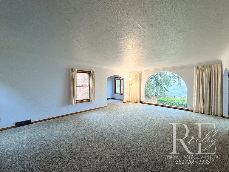 9051 Sunset Ln NW — Photo 8