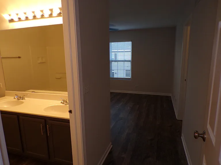 1645 W Turtle Creek Ln — Photo 20