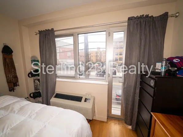 23-15 Astoria Boulevard image 9 of 22