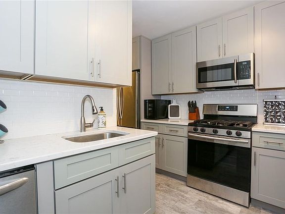 3rd image of 4380 Vireo Ave APT 2T