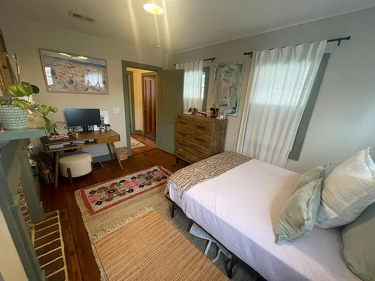 113 Line St — Photo 19