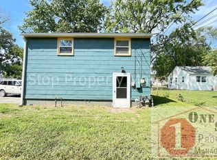 12807 8th St, Grandview, MO 64030