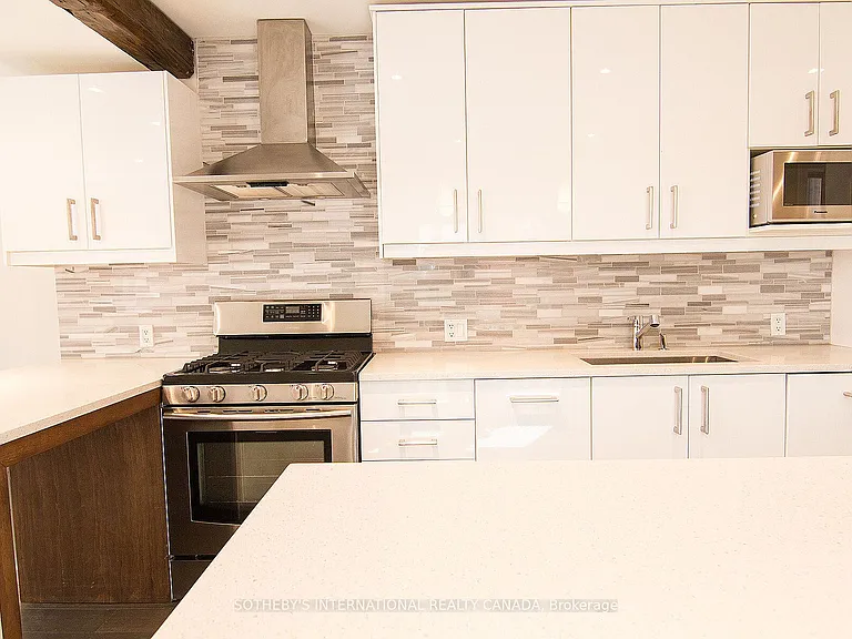 900 Manning Ave #MAIN — Photo 6