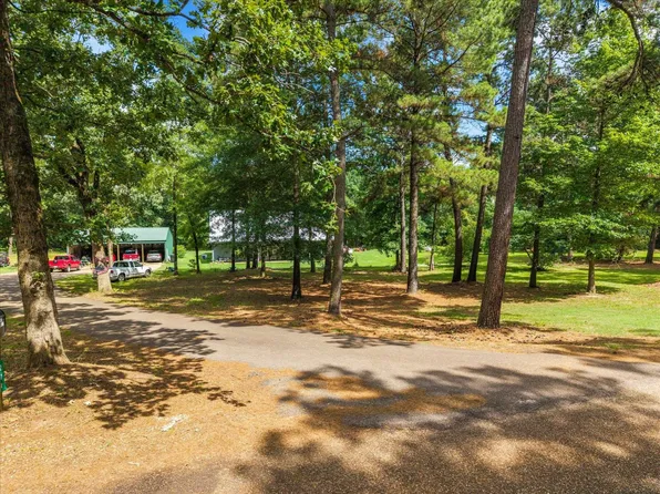 274 County Road 4117, Hughes Springs, TX 75656