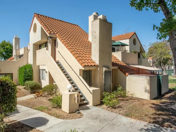 321 N Melrose Dr Unit B, Vista, CA 92083
