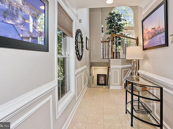 3rd image of 2609 Gadsby Pl