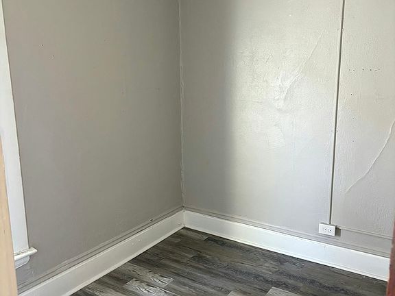 4th image of 1232 Alpine Ave NW #2