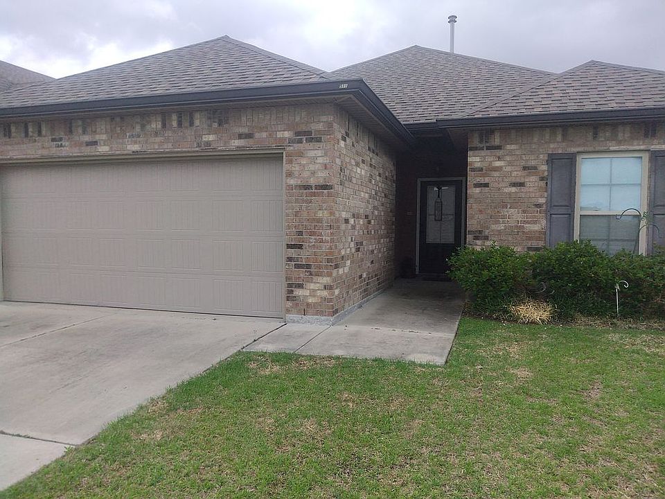 2nd image of 511 Gray Birch Loop