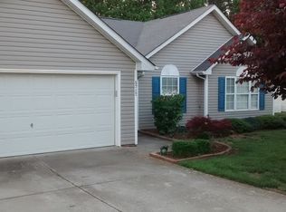 5717 River Glen Dr, Greensboro, NC 27455