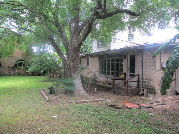 5th image of 15 Westlawn Park