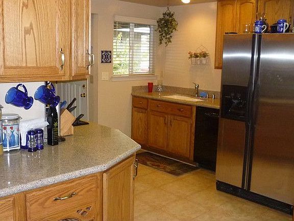 2nd image of 3982 Loganberry Dr