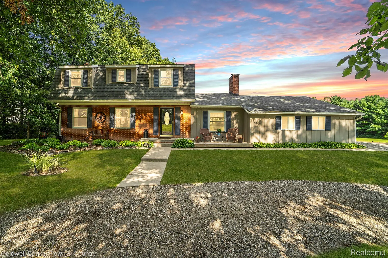 5216 Sherry Ln photo 1