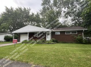 493 Northfield Dr, Youngstown, NY 14174