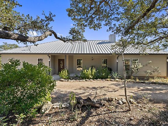2nd image of 320 Manana Dr