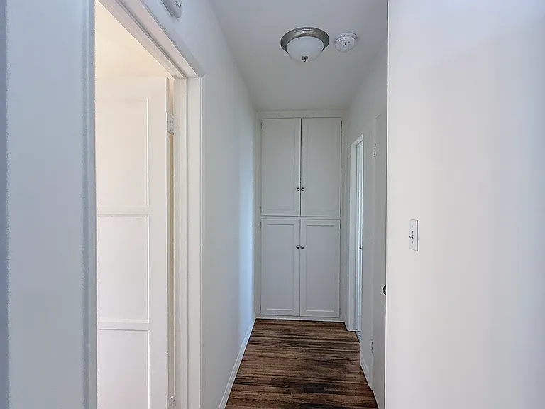 8429 Glenoaks Blvd #4 — Photo 12