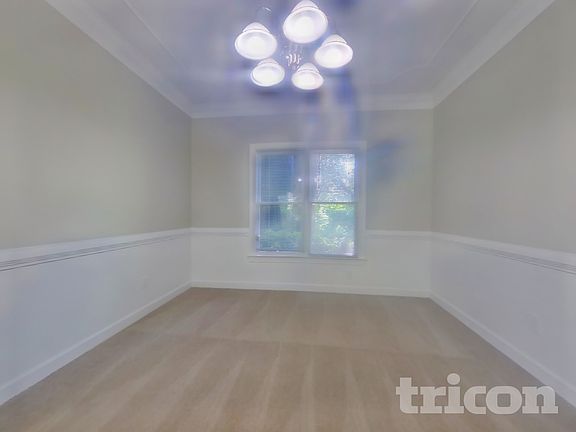 3rd image of 5024 Kendall Sta NW