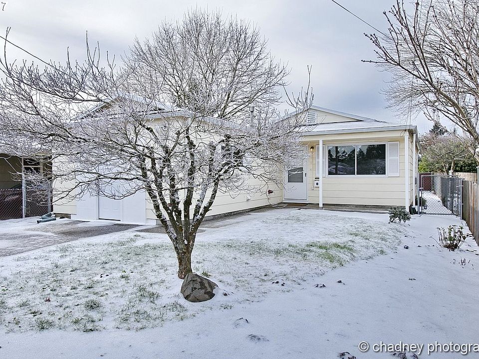 2nd image of 6411 SE 60th Ave
