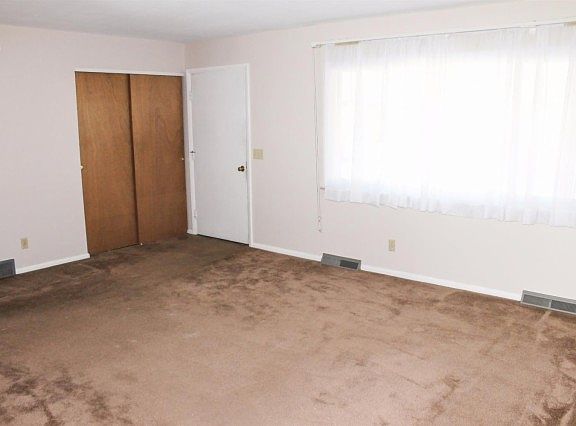 4th image of 6230 Seiler Dr