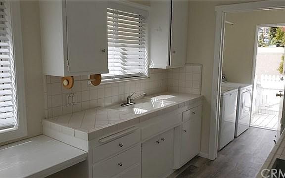 5th image of 24419 Park St #B