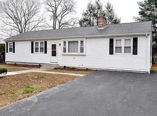 13 Lucille Dr, Smithfield, RI 02828