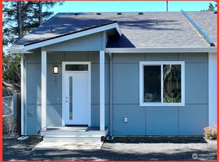 607 Sunset Ave NE, Ocean Shores, WA