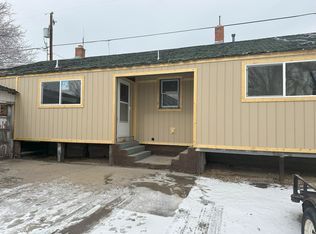 807 W Buffalo St, Rawlins, WY 82301
