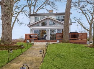 2211 Grove Ln, Cary, IL 60013