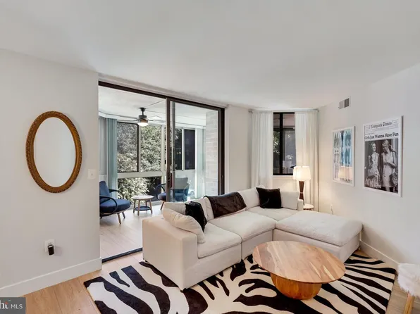 1001 N Vermont St APT 311, Arlington, VA 22201