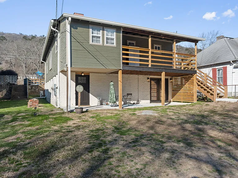 4910 Saint Elmo Ave — Photo 17
