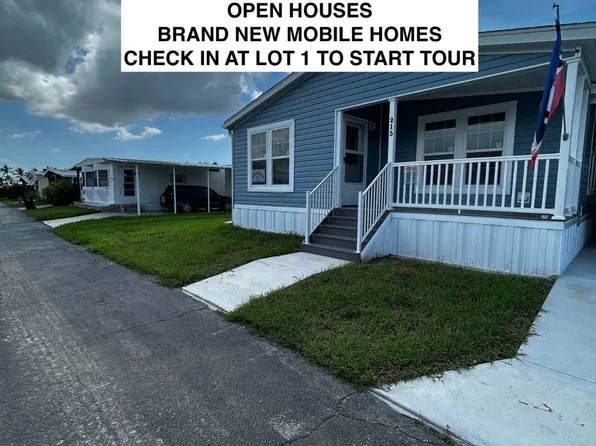 900 9th Ave E #215, Palmetto, FL 34221