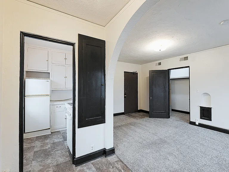 1403 E St #B3 — Photo 7
