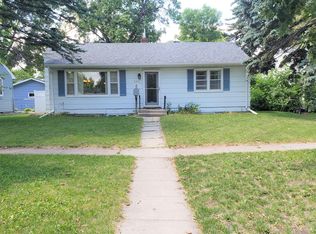1540 2nd St N, Fargo, ND 58102