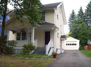 34 Colebourne Rd, Rochester, NY 14609