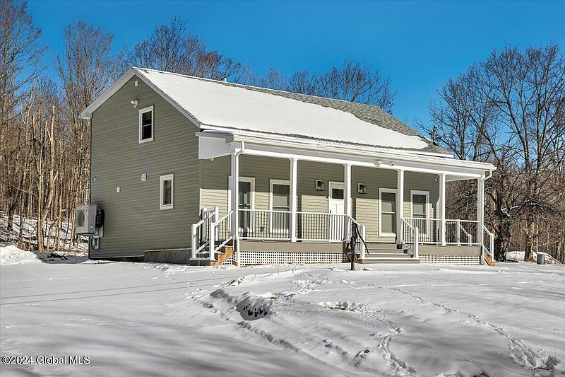 2nd image of 116 Galway Road