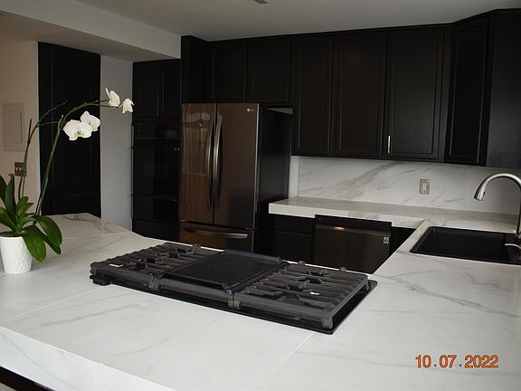2nd image of 716 Flower Ave APT B