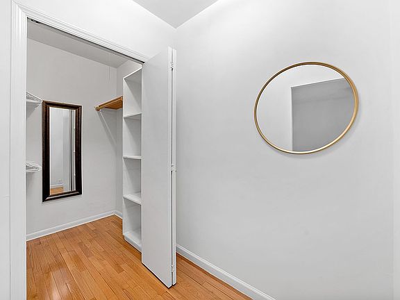 4th image of 350 E 30th St APT 3F