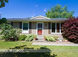 3609 Vineyard Ave NE, Grand Rapids, MI 49525