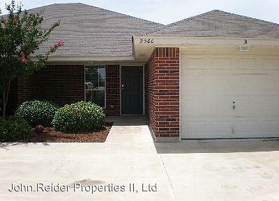 2nd image of 2202 Wildewood Dr