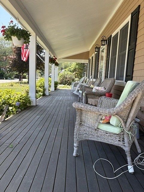 1st image of 21 Richfield Rd