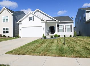 37418 Yellow Beak Ln, North Ridgeville, OH 44039