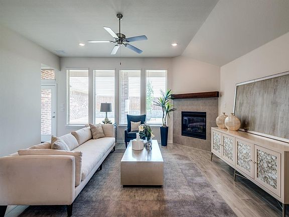 4th image of 10117 Prairie Dr