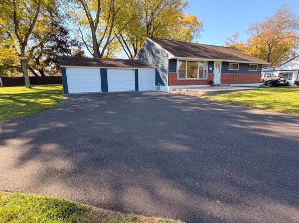 601 W County Line Rd, Hatboro, PA 19040